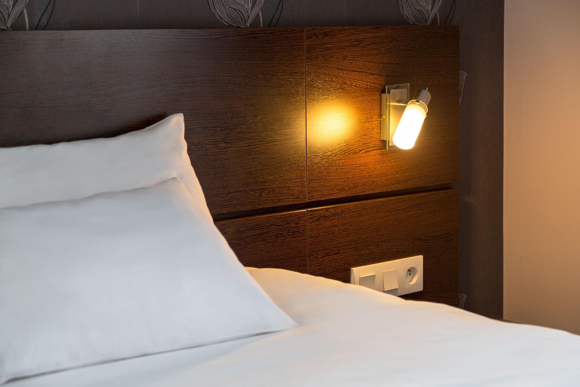 Urban Style, Hotel Le Cheval Noir, Saint-Etienne Ngoại thất bức ảnh