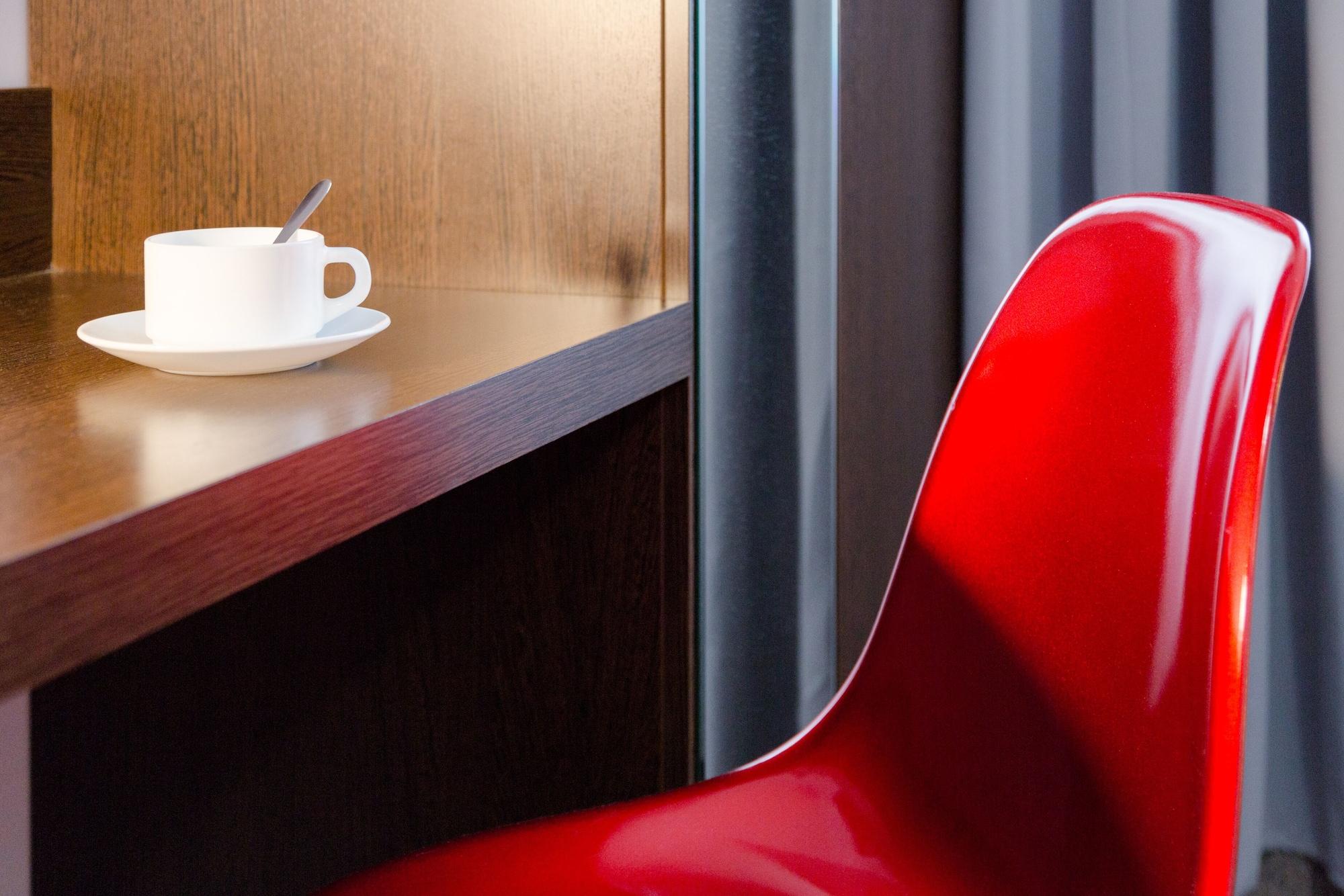 Urban Style, Hotel Le Cheval Noir, Saint-Etienne Ngoại thất bức ảnh