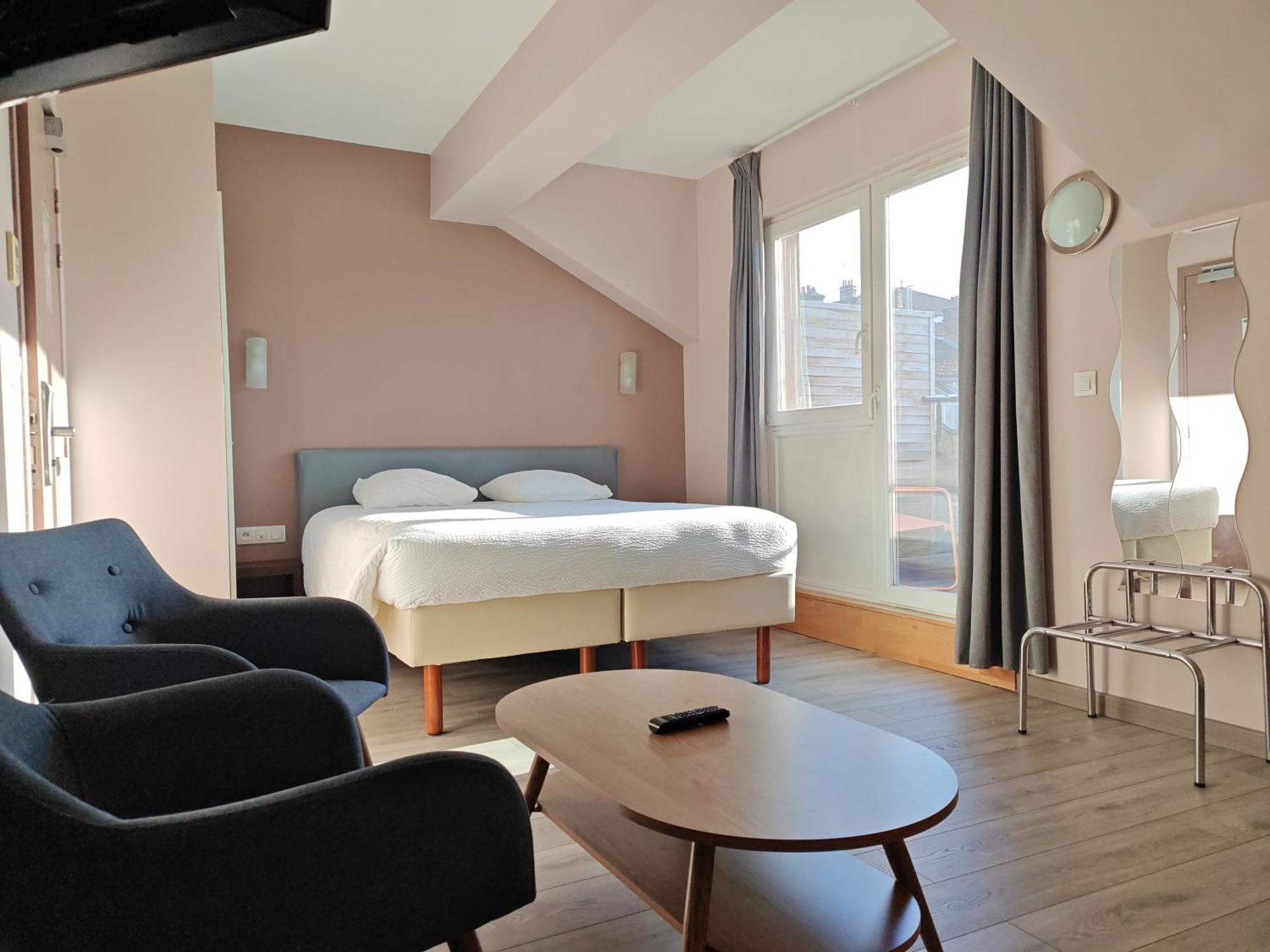 Urban Style, Hotel Le Cheval Noir, Saint-Etienne Ngoại thất bức ảnh