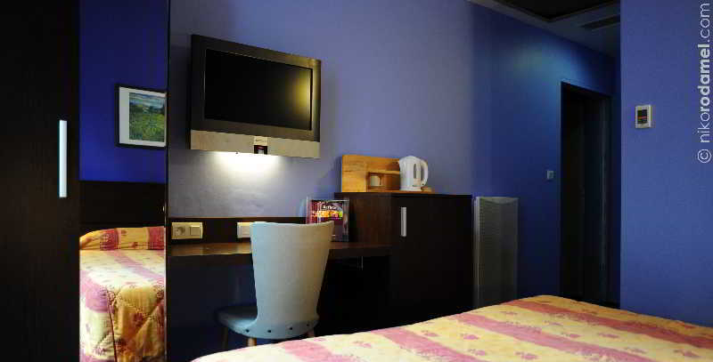 Urban Style, Hotel Le Cheval Noir, Saint-Etienne Ngoại thất bức ảnh